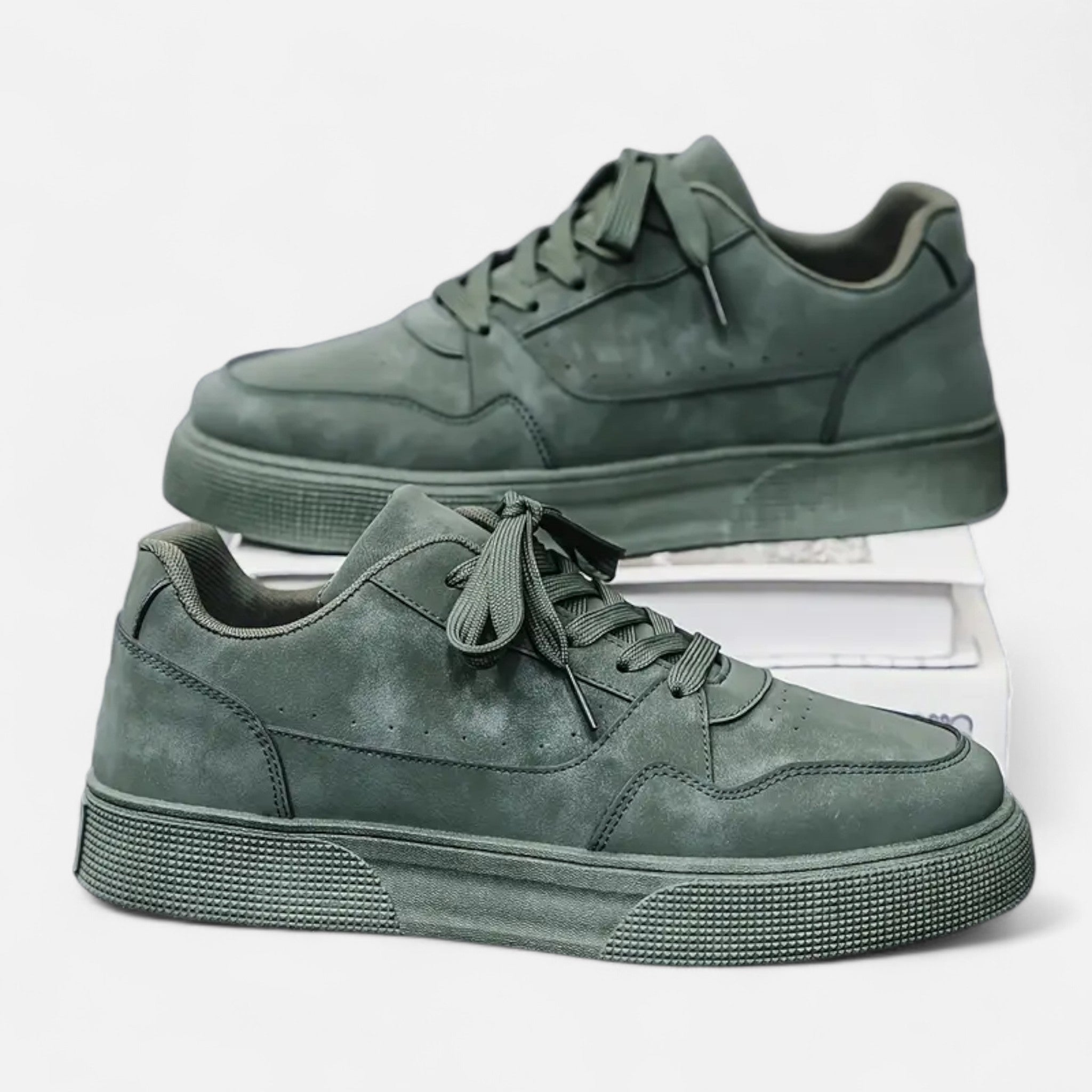 Aveline the Label | Men’s Lace-Up Sneakers