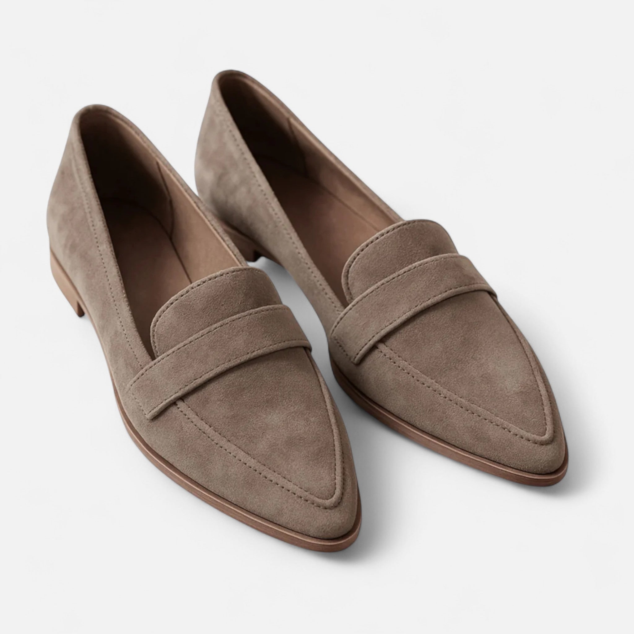 Aveline the Label | Women’s Retro Pointed-Toe Loafers