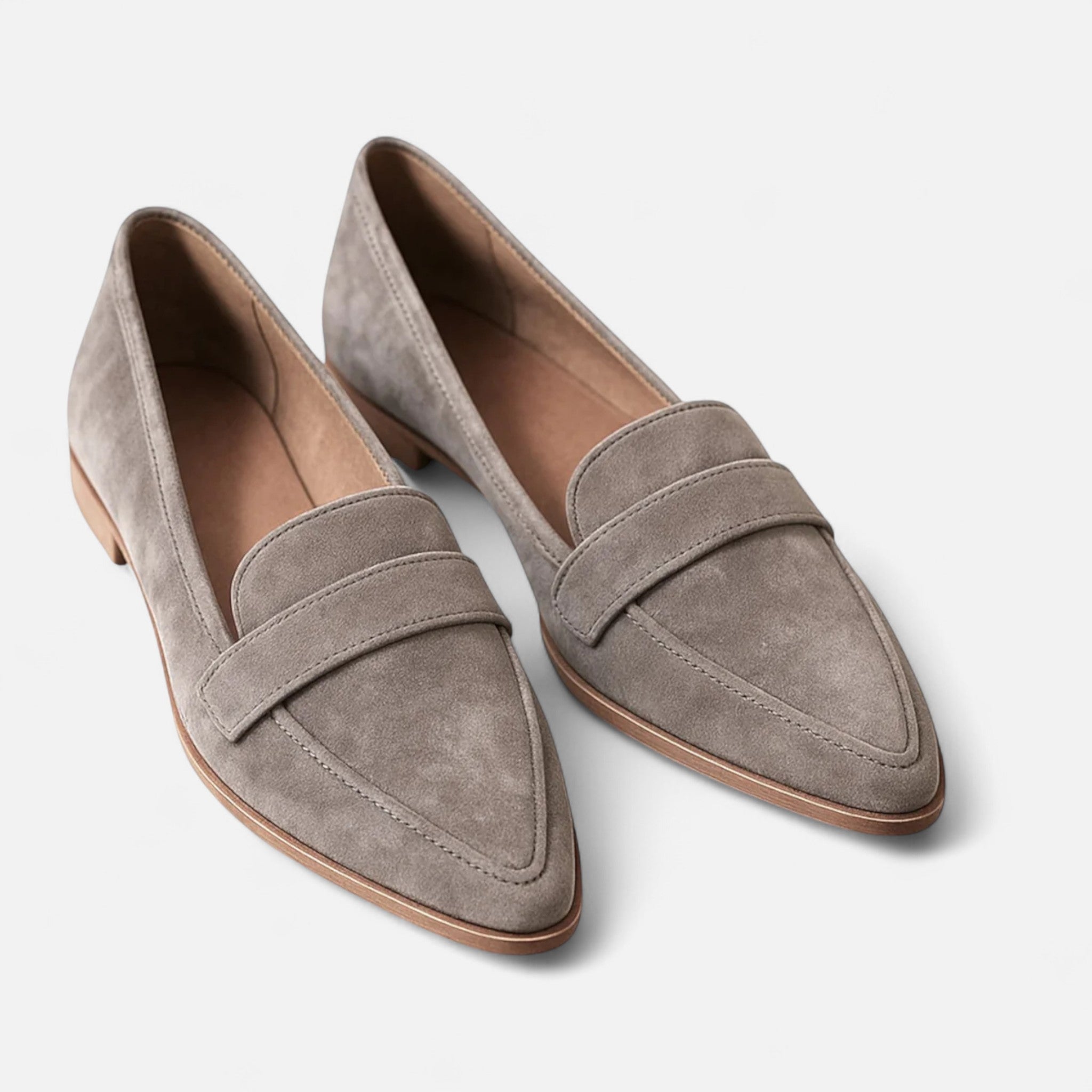 Aveline the Label | Women’s Retro Pointed-Toe Loafers