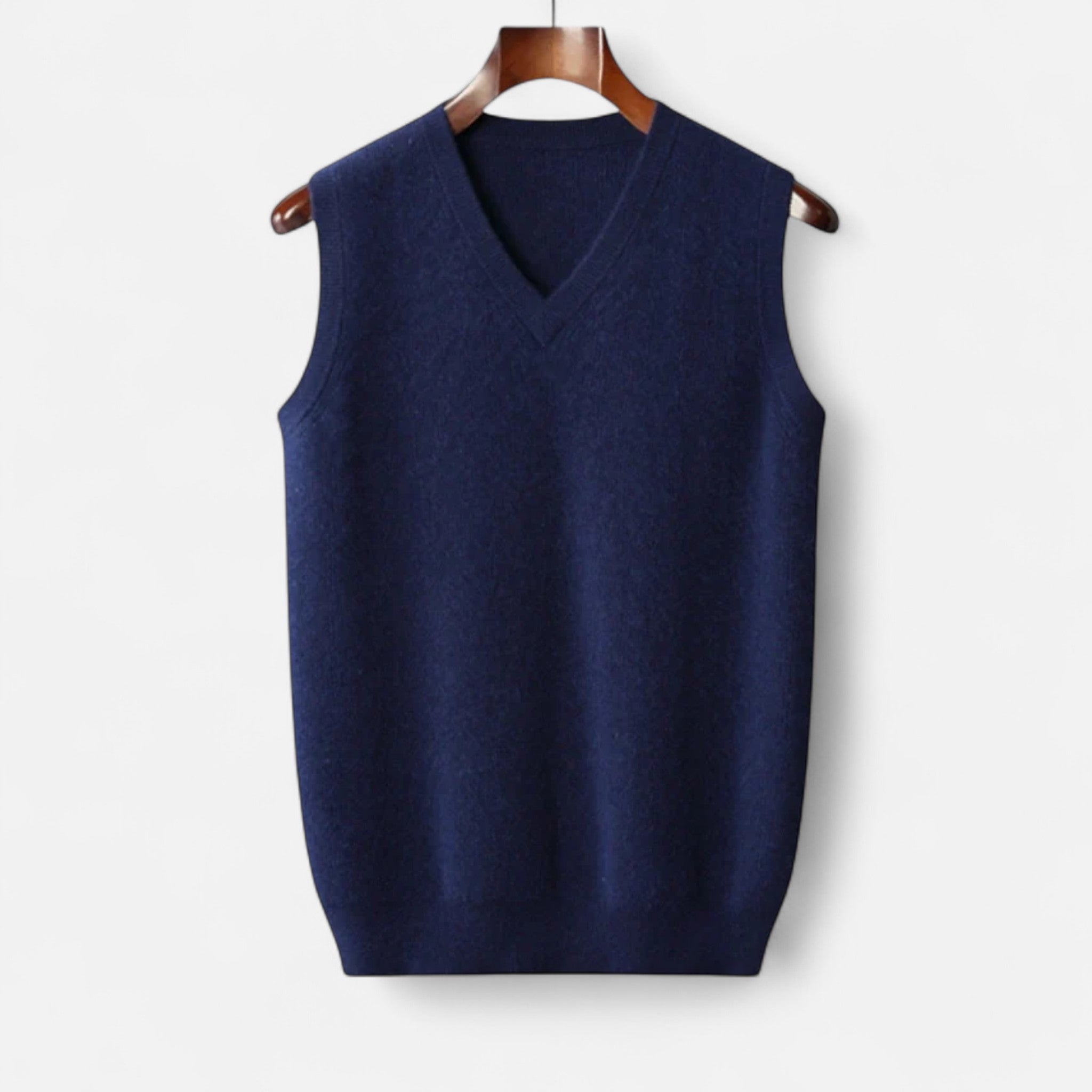 Aveline the Label | Men's Merino Wool V-Neck Gilet