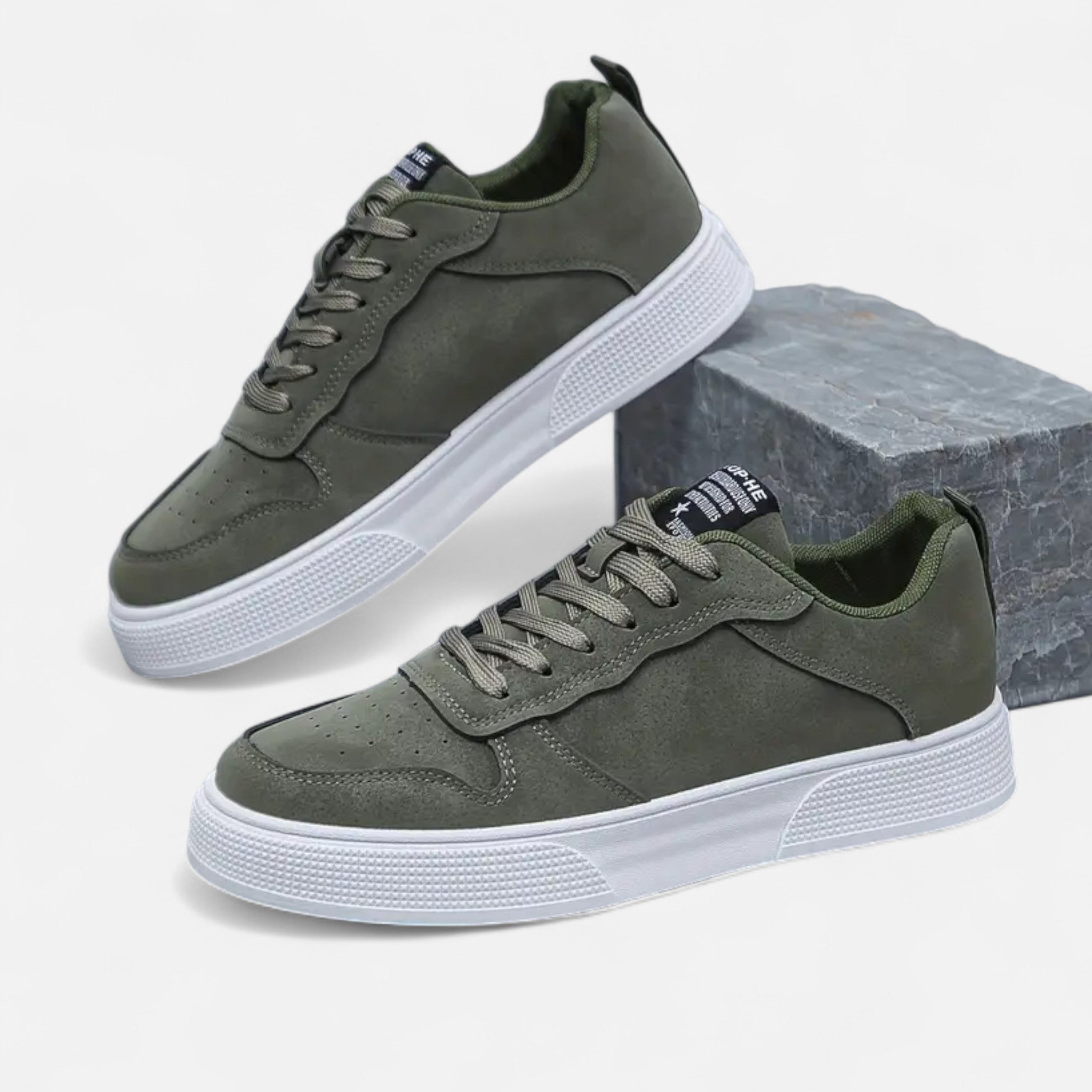 Aveline the Label | Men’s Lace-Up Sneakers