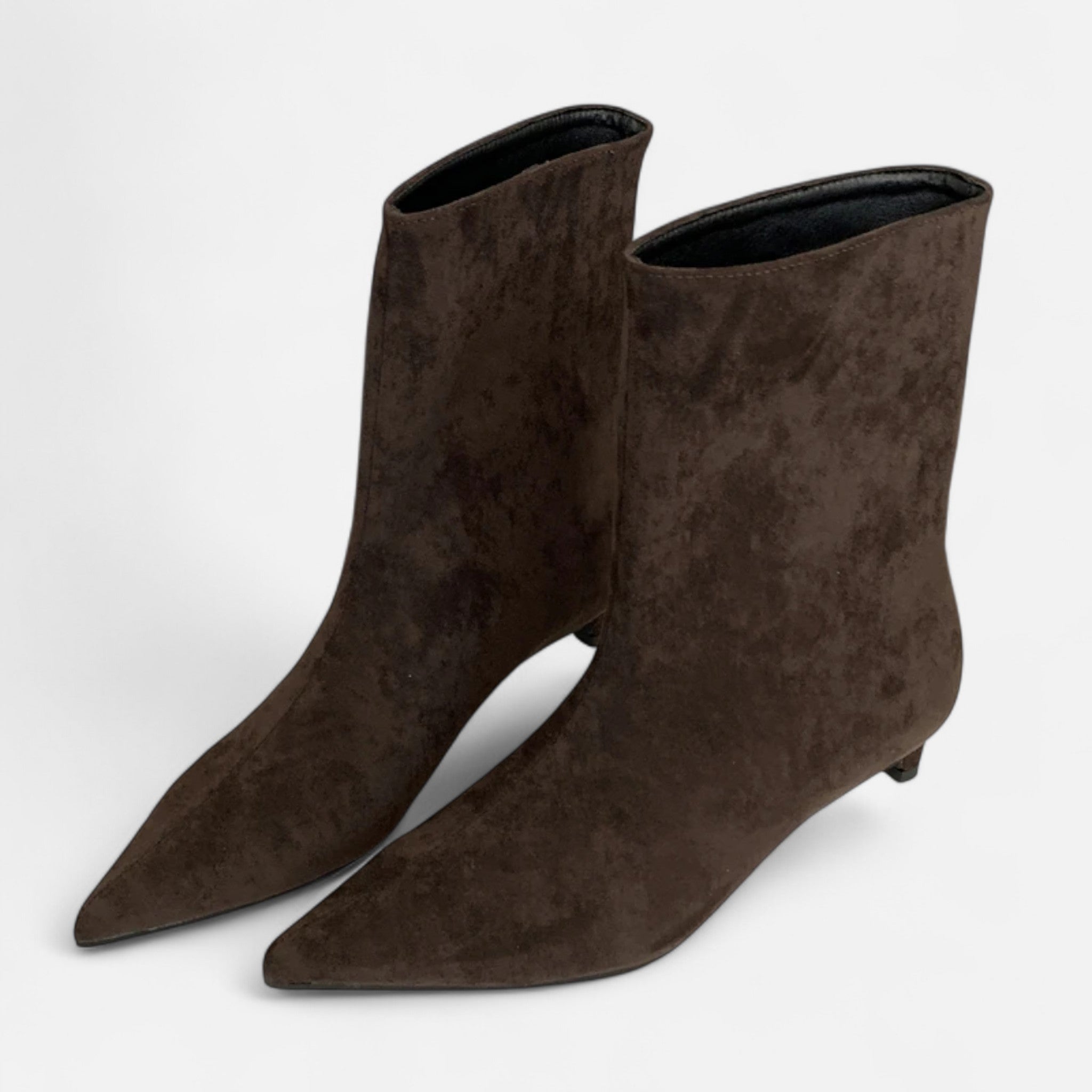 Aveline the Label | Women's Pointed Ankle Boots with Low Heel