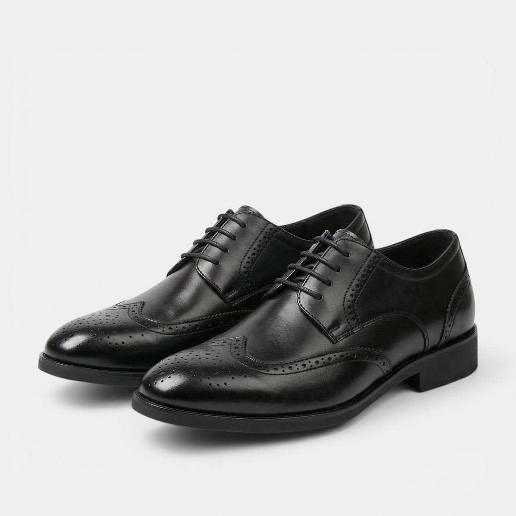 Men’s Brogue Oxford Shoes – Lace-Up Round Toe Design