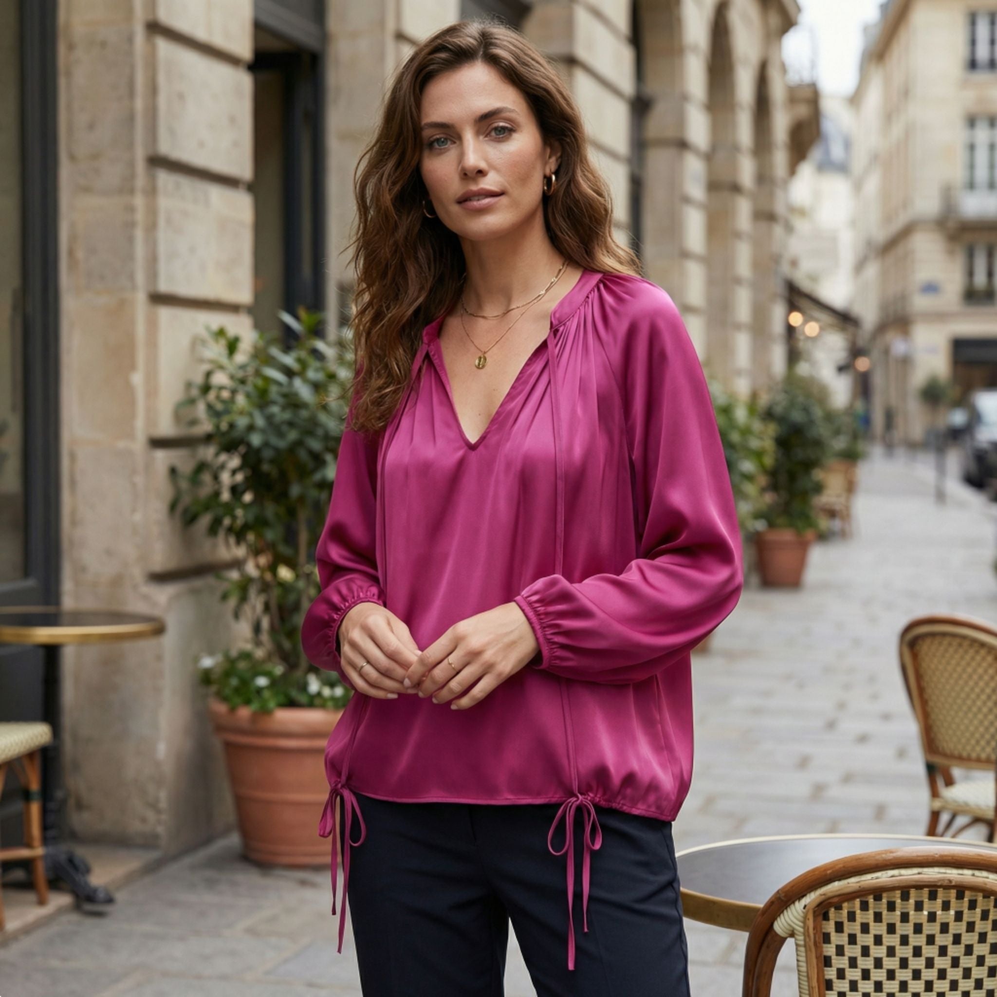 Women’s Lantern Long Sleeve Casual V-Neck Top