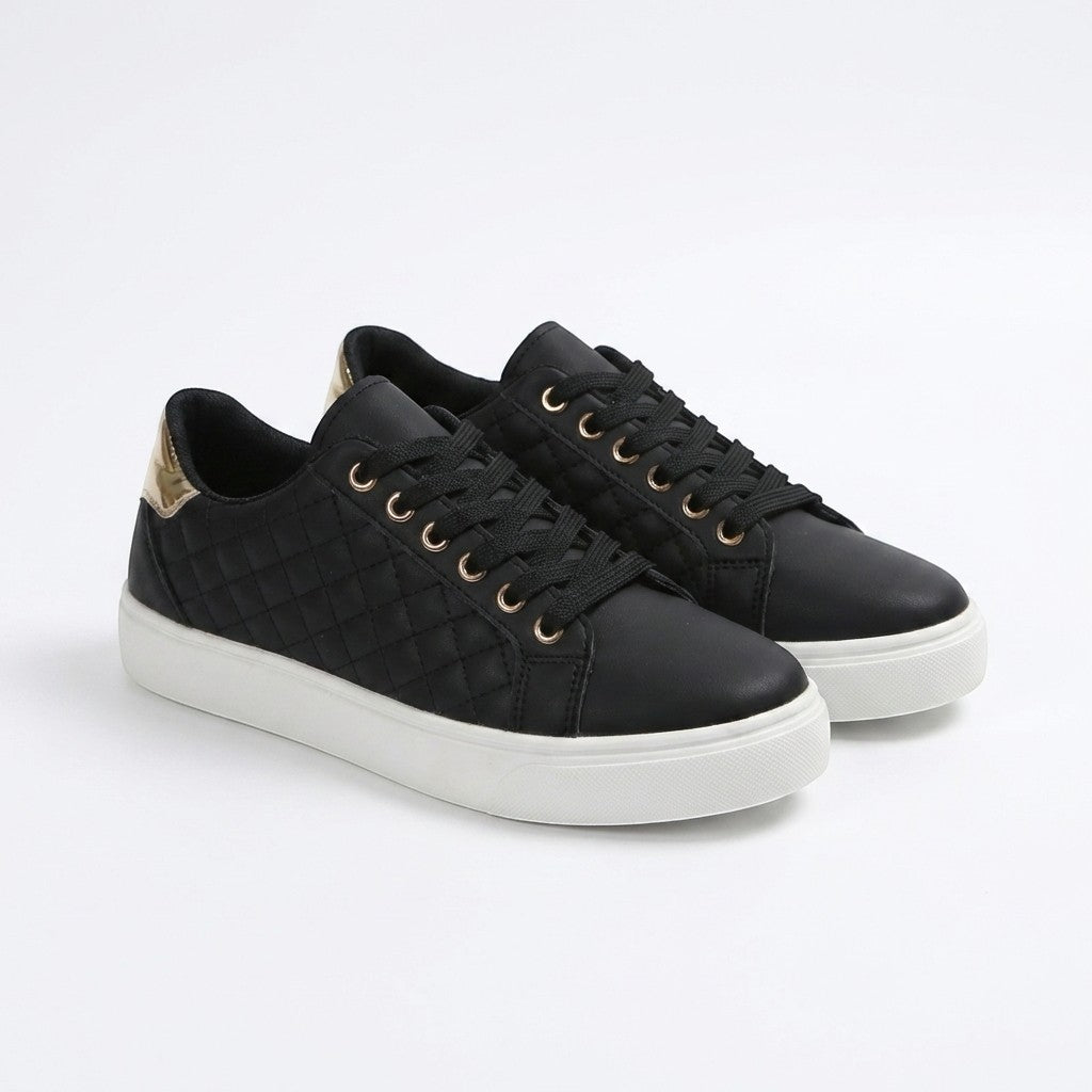 Women’s Quilted Lace-Up Sneakers – Low-Top Casual Style